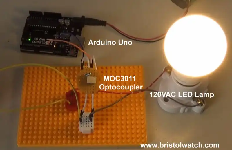 MOC3011 driving a 120VAC 8W LED lamp.
